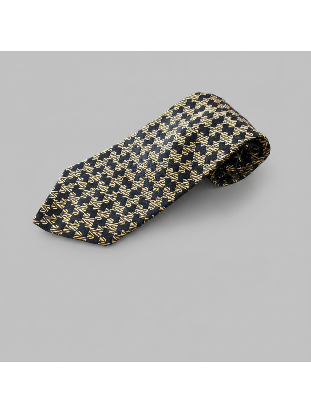 Vintage Y2K 90s Tom James Geometric Silk Neck Tie Black Gold